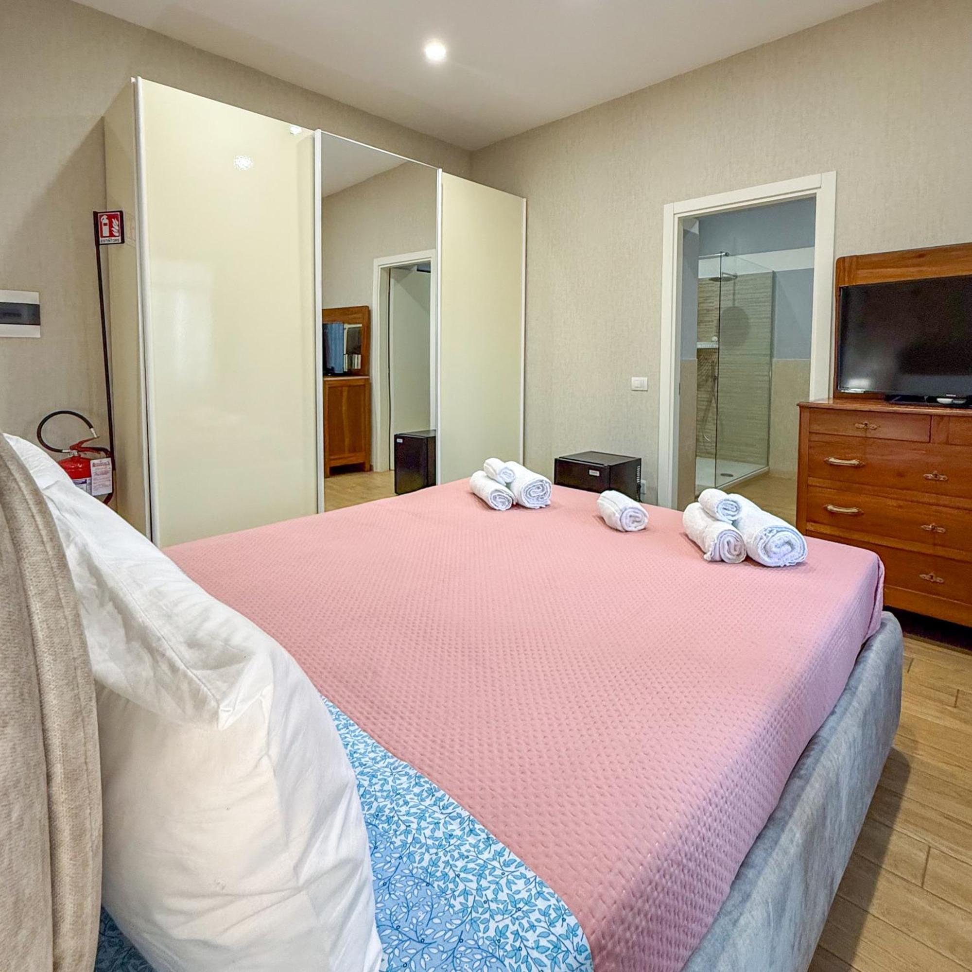 Edo House Anzio - Beachfront - Fronte Mare - Affittacamere Exterior foto